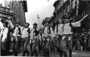1. Međunarodna smotra folklora u Zagrebu (MSF), 1966. Mimohod 