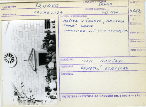 Moštra u Žrnovu (Korčula), 1966."Kolendavanje" crkve. Naranđe još nisu postavljene.