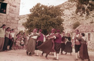 Kolo poskočica iz Osojnika, 1963.