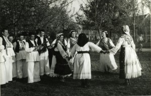 Narodne pjesme iz Bošnjaka i Nijemaca, 1960. i 1962: Žensko kolo