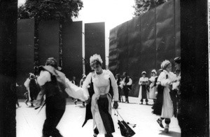 1. Međunarodna smotra folklora u Zagrebu (MSF), 1966. Ljetna pozornica. Nastup KUD-a 