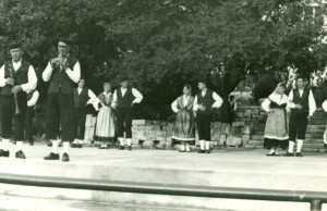 Smotra folklora u Novom Vinodolskom, 1964.: Plesna grupa iz Raše