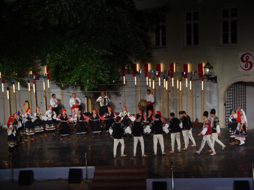 37. Međunarodna smotra folklora, Zagreb, 16.-20. srpnja 2003. Hrvatski i strani folklorni ansambli, Gradec, 20.7.2003. Folklorni ansambl 