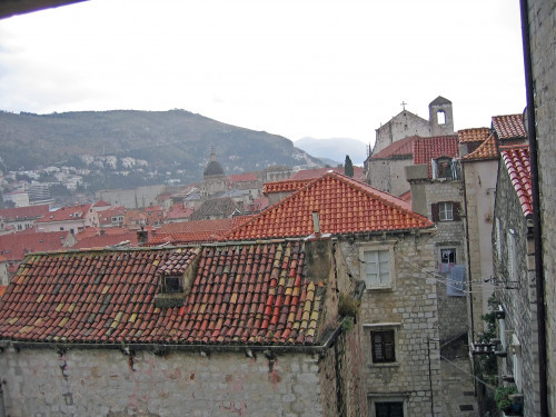 15th International Ethnological Food Research Conference: Mediteranean Food and It's Influence Abroad, Dubrovnik, 27. rujan - 3. listopad 2004.: Pogled na staru gradsku jezgru