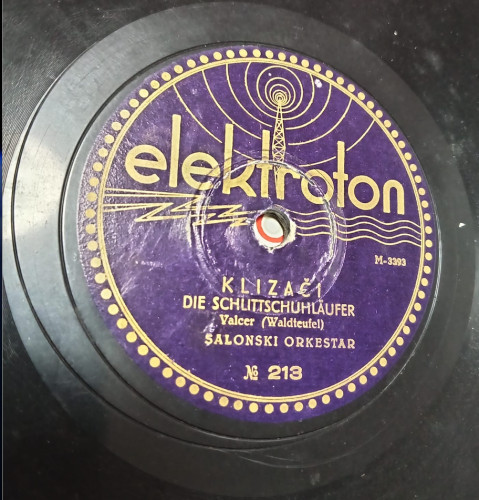 Klizači = Die Schlittschuhläufer