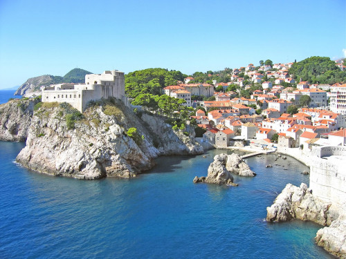15th International Ethnological Food Research Conference: Mediteranean Food and It's Influence Abroad, Dubrovnik, 27. rujan - 3. listopad 2004.: Pogled na Lovrijenac i zidine