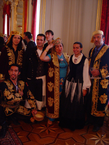 37. Međunarodna smotra folklora. Zagreb, 16.-20. srpnja 2003. Primanje u Dvercima, 20. 7. 2003. Helene Eriksen i predstavnici Izraela.