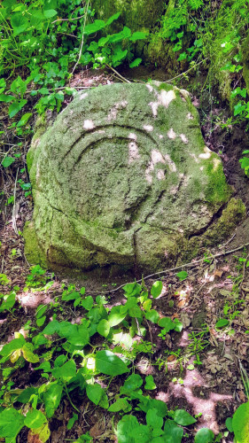 Kultni kamen, lokalitet Dumača, Osijek Vojakovački