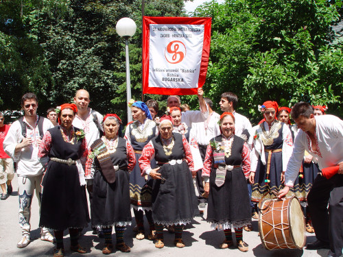 37. Međunarodna smotra folklora. Zagreb, 16.-20. srpnja 2003. Studentski dom 