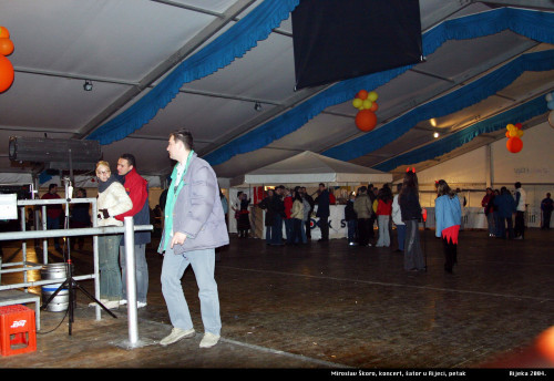 Karneval u Rijeci, 20. 02. 2004.  Šator u petak: koncert Miroslava Škore.