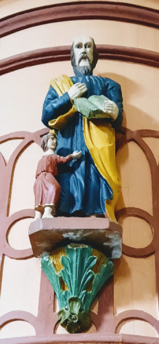 Kip evanđelista sv. Mateja s krilatim anđelom, propovjedaonica župne crkve sv. Emerika Kostel