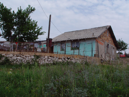 Kuće u romskom naselju Pehlin u Rijeci